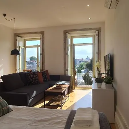 Apartment Merc Estudio 245 *