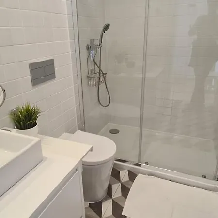 Apartment Merc Estudio 245 *